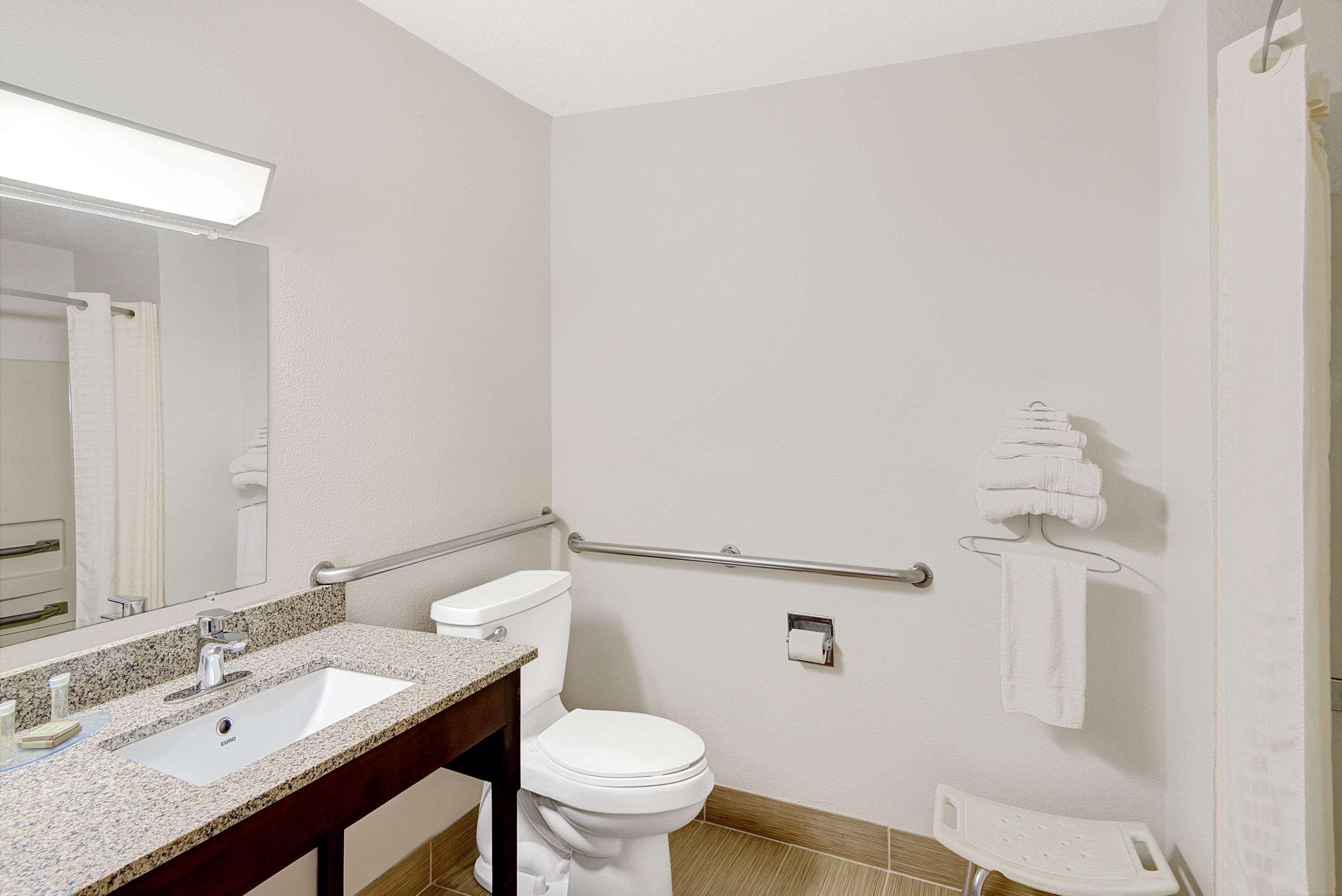 Super 8 By Wyndham Waynesburg Hotel Bagian luar foto